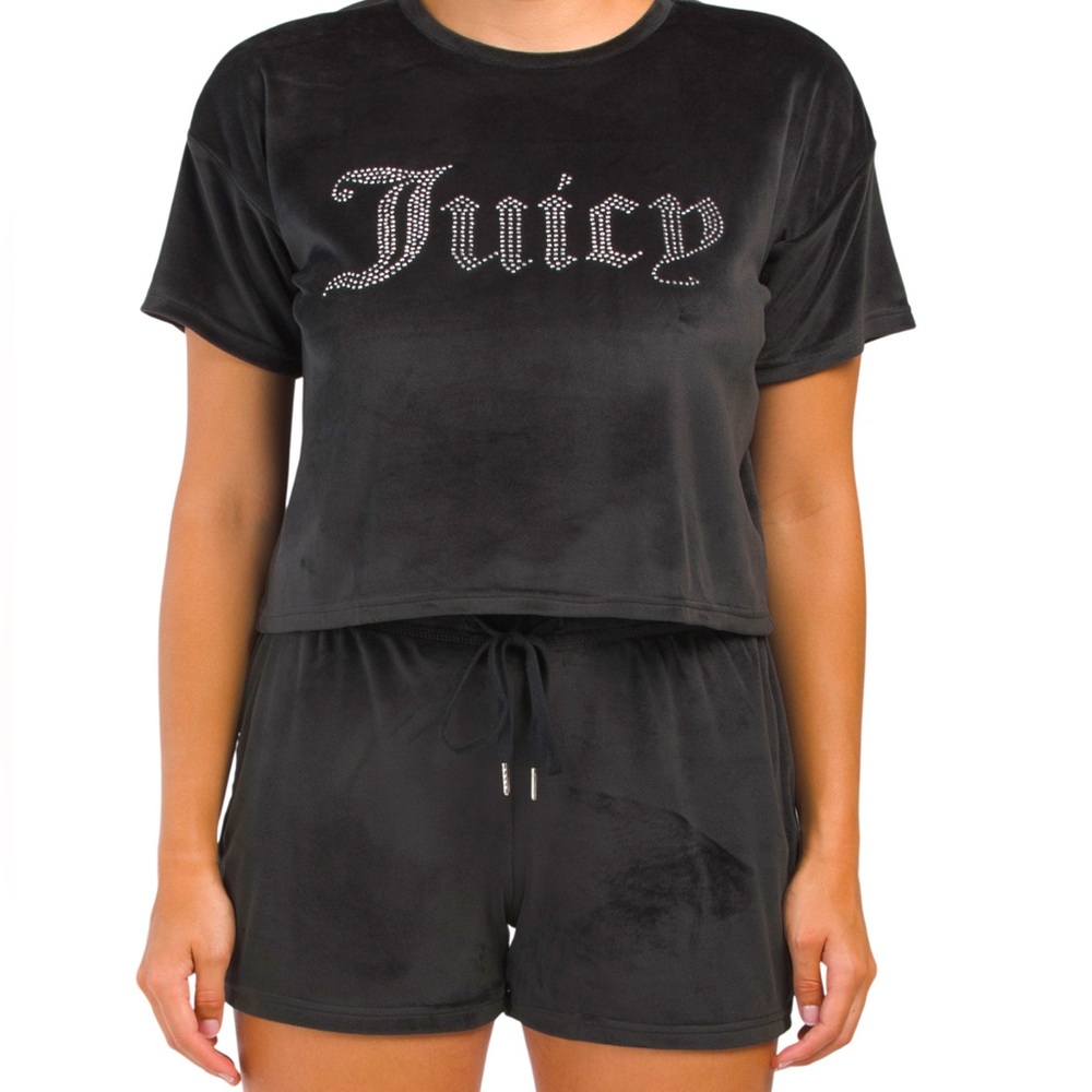 JUICY COUTURE Velvet Fleece Boxy Crew Neck Shorts Set With Rhinestones
